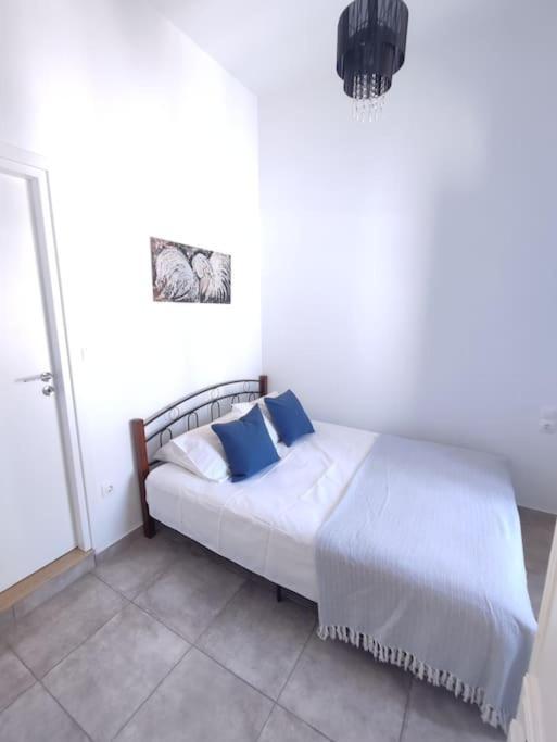 Sunrise Apartments - Aegean Blue Kalymnos Town Екстер'єр фото