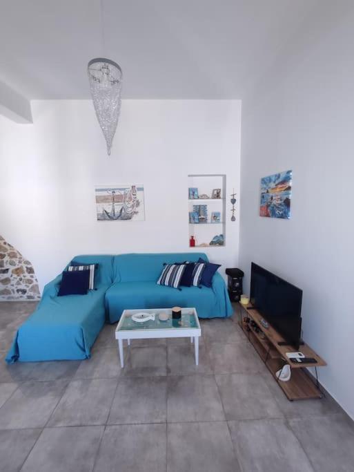 Sunrise Apartments - Aegean Blue Kalymnos Town Екстер'єр фото