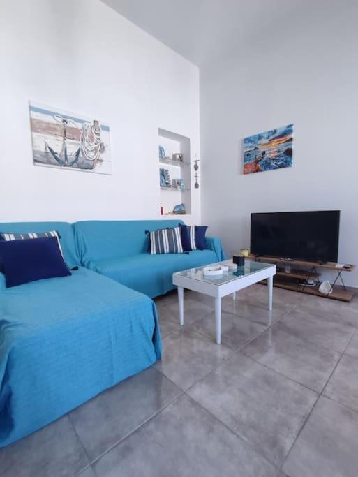 Sunrise Apartments - Aegean Blue Kalymnos Town Екстер'єр фото